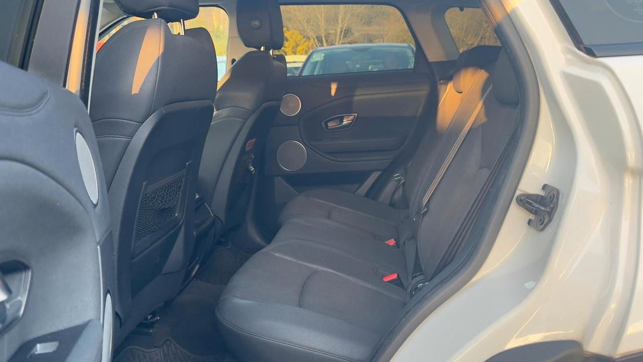 Land Rover Range Evoque 2.0 TD4 150 CV 5p. Pure