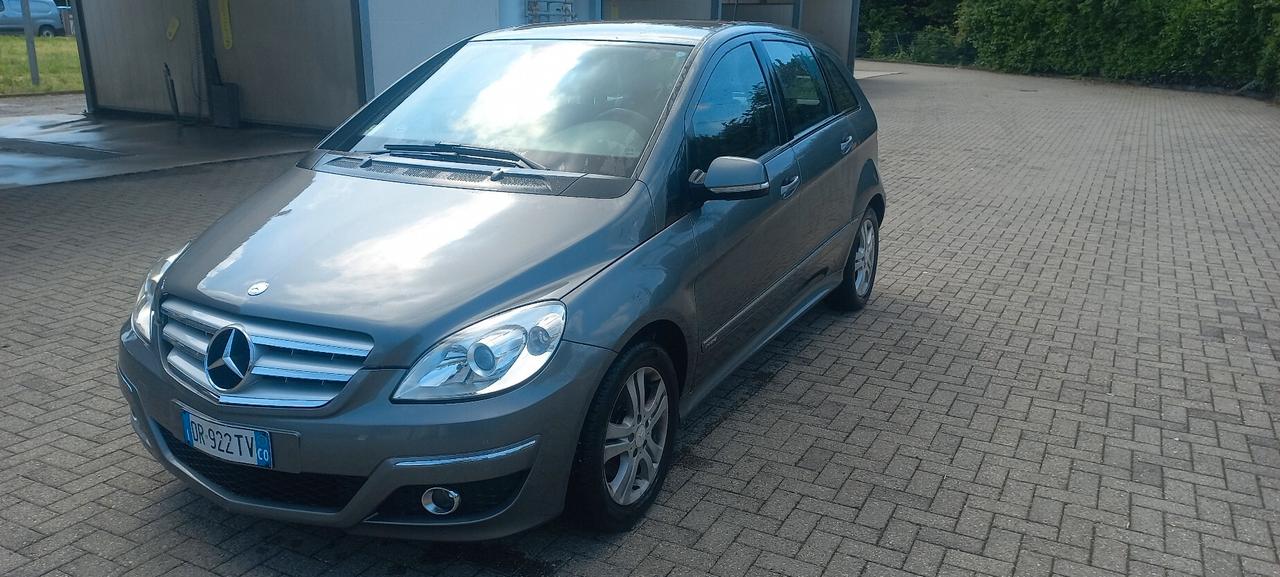 Mercedes-benz B 200 Chrome