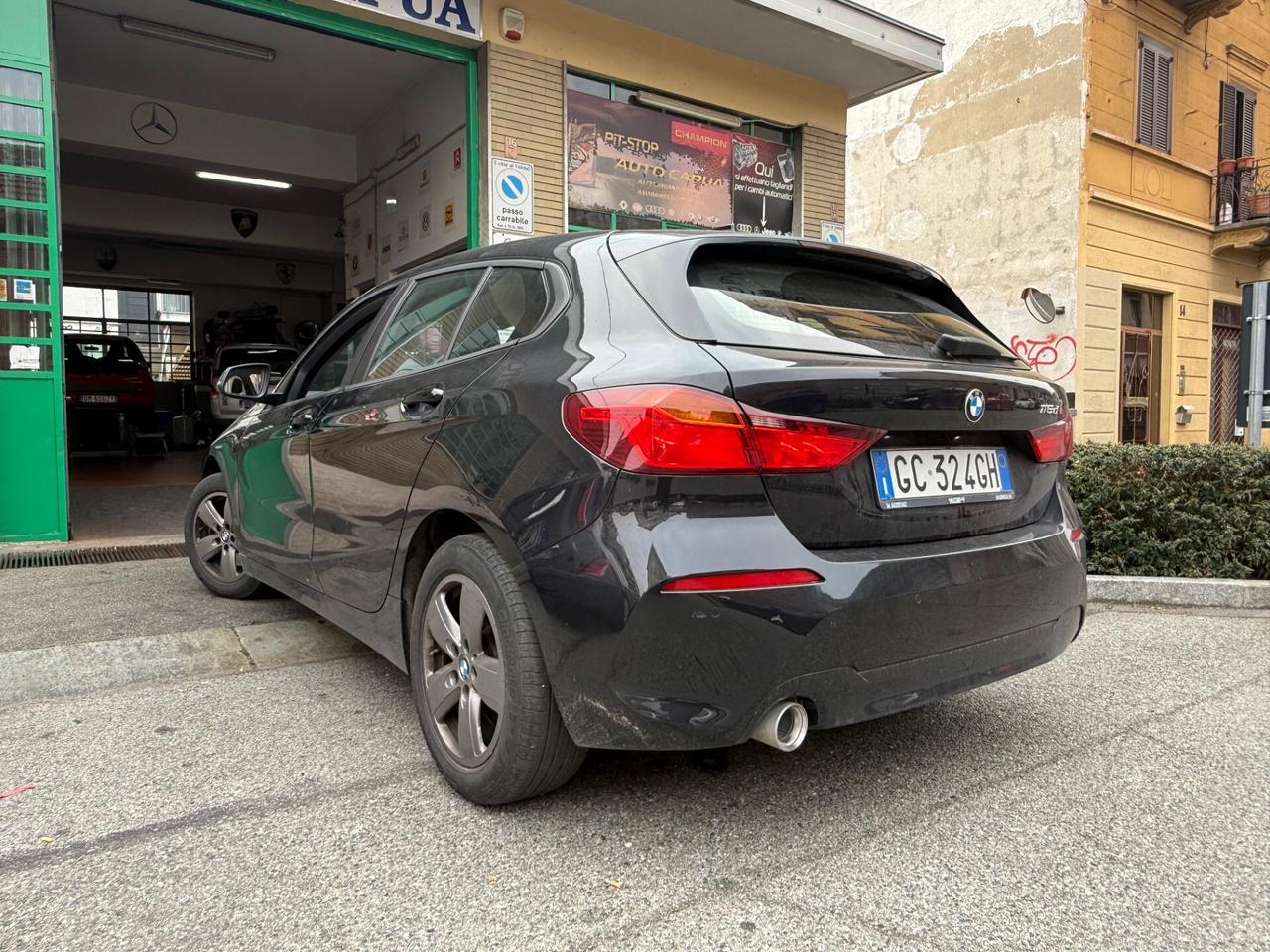 Bmw 116 116d 5p. Business Advantage