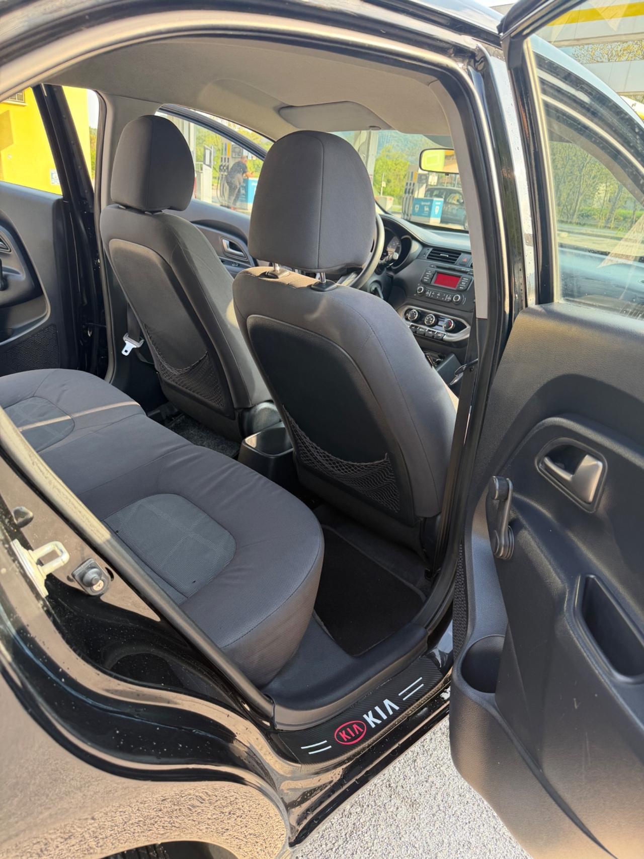 Kia Rio 1.1 CRDi WGT 5p. EX