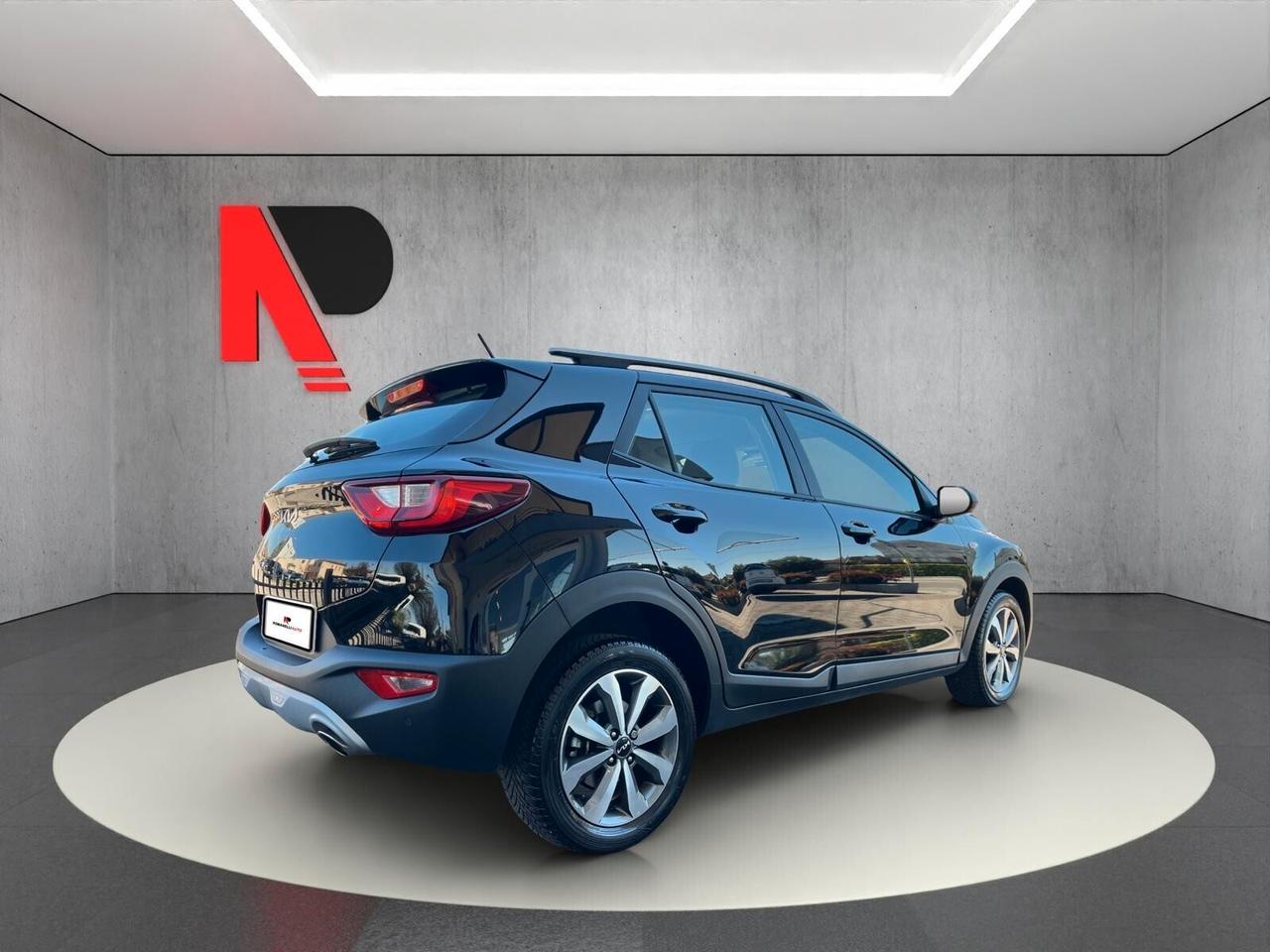 Kia Stonic 1.2 Urban Smart Pack 84 Cv