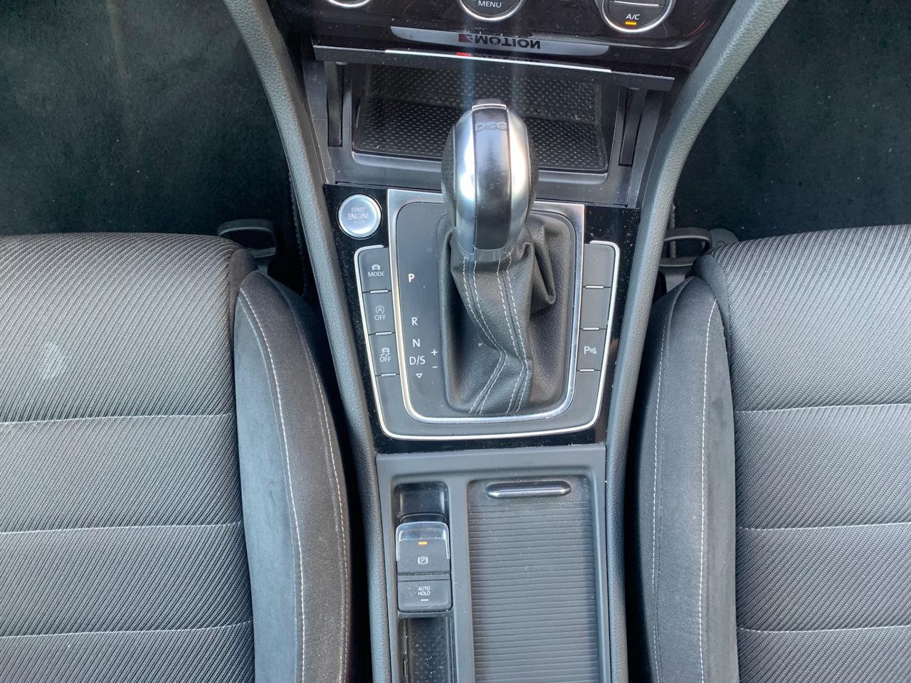 Volkswagen Golf R 2.0 TSI DSG 4MOTION 5p. BMT