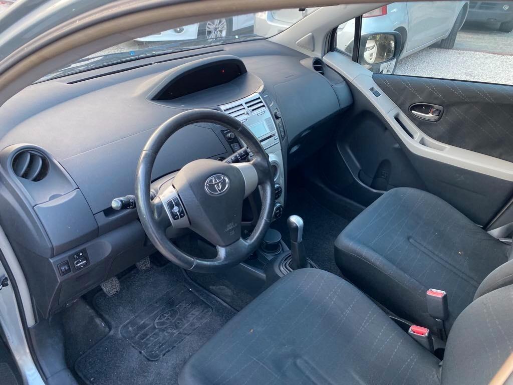 Toyota Yaris 1.4 D-4D 5 porte Sol