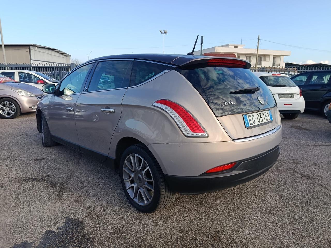 Lancia Delta 1.6 MJT DPF Gold