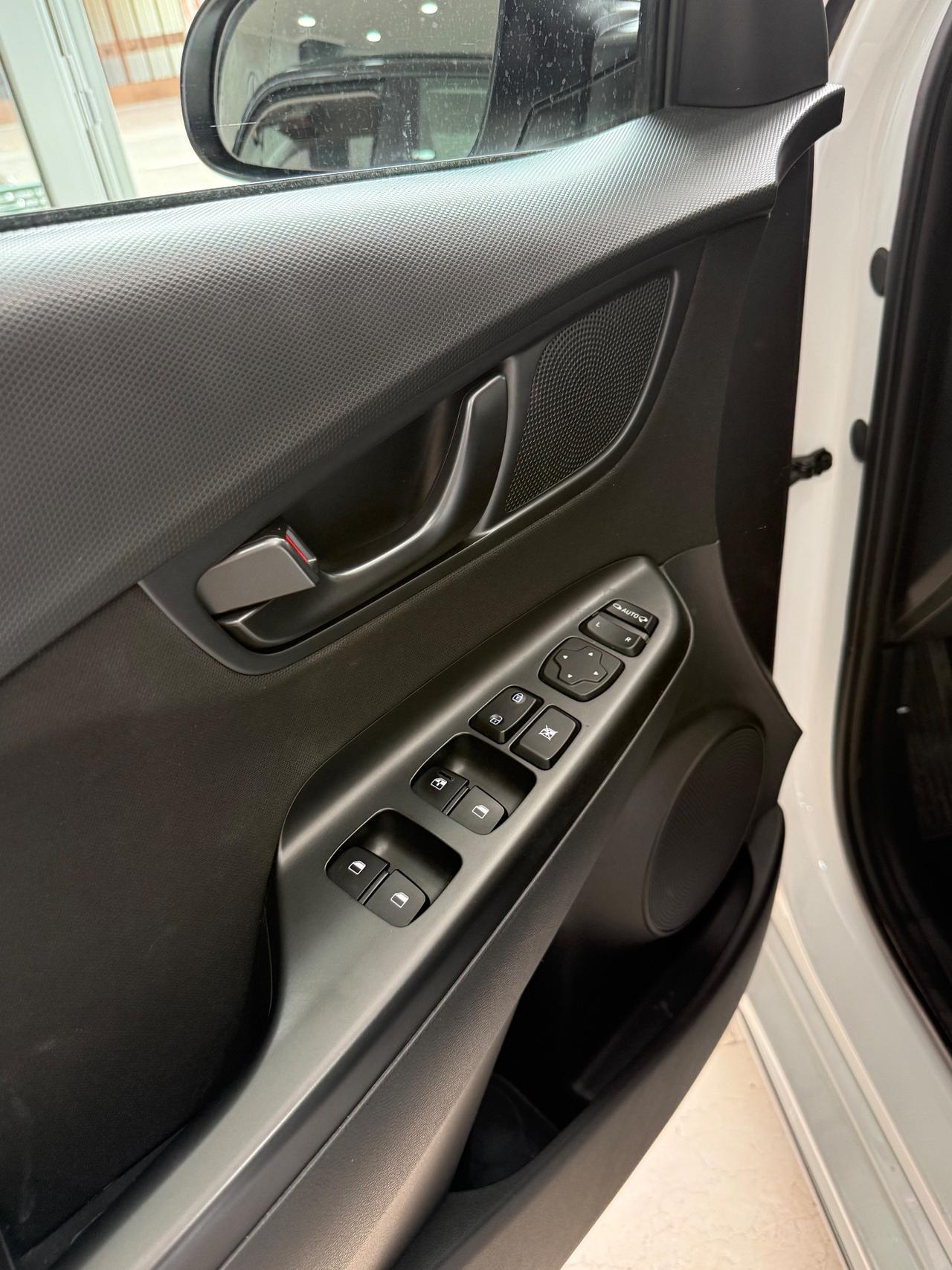 Hyundai Kona 1.0 T-GDI Hybrid 48V iMT NLine