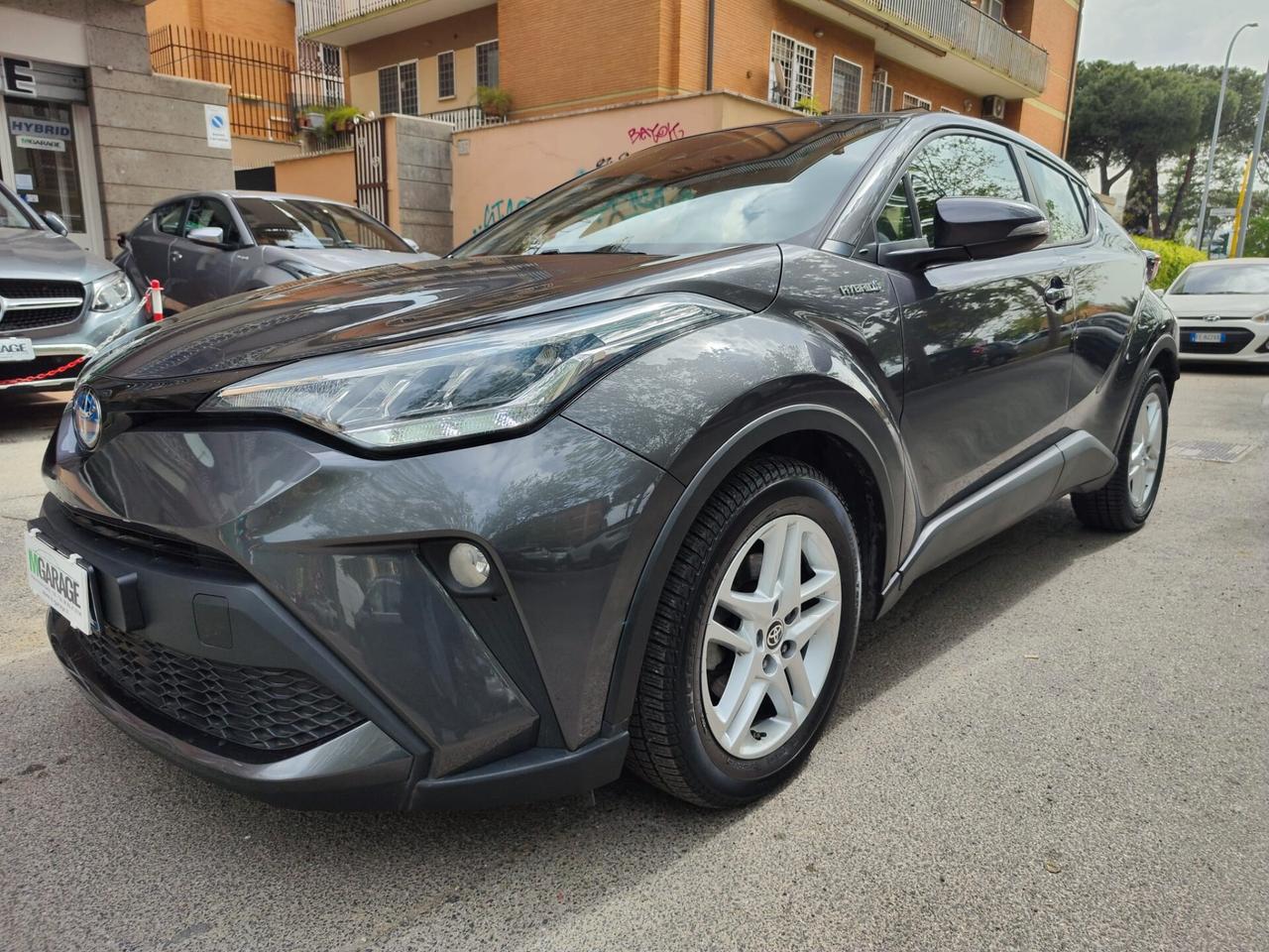 Toyota C-HR 1.8 Hybrid Business