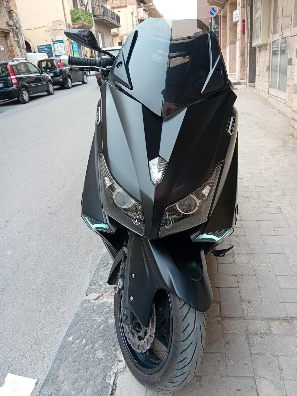 Yamaha TMAX 530 Sport