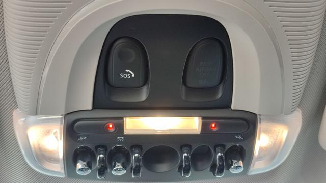 MINI Countryman One Autom LED-APPLE CARPLAY-NAVI-PDC-SED RISC