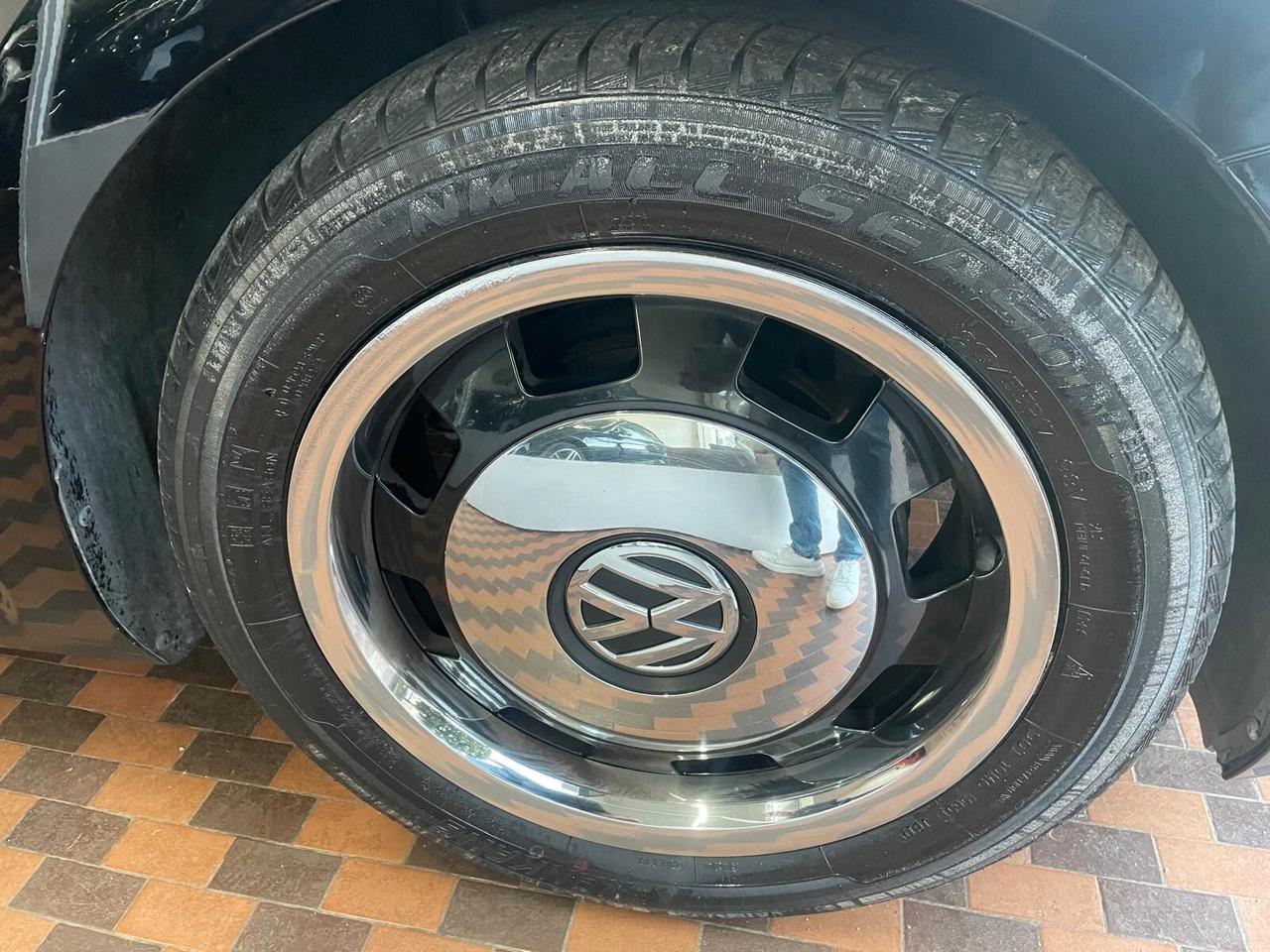 Volkswagen Maggiolino Cabrio 1.6 TDI Design