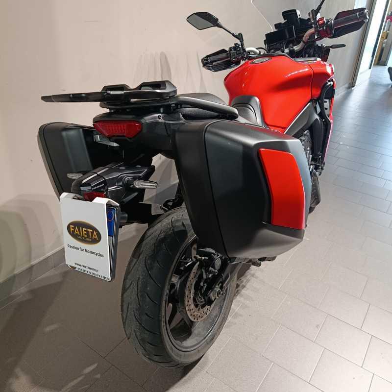 Yamaha Tracer 9 - 2024