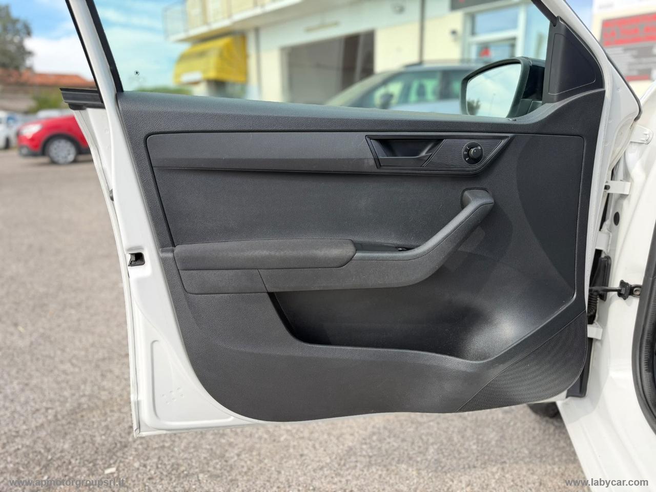 SKODA Fabia 1.0 MPI 75 CV Design Edition