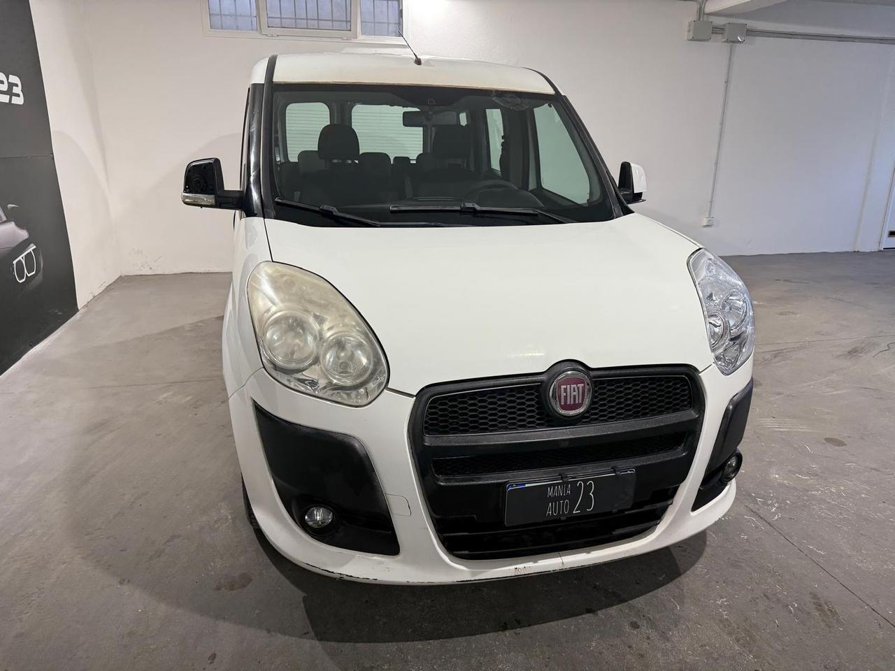 Fiat DOBLO 1.6 Multijet 105 CV Lounge*NEOPATENTATI*5 POSTI