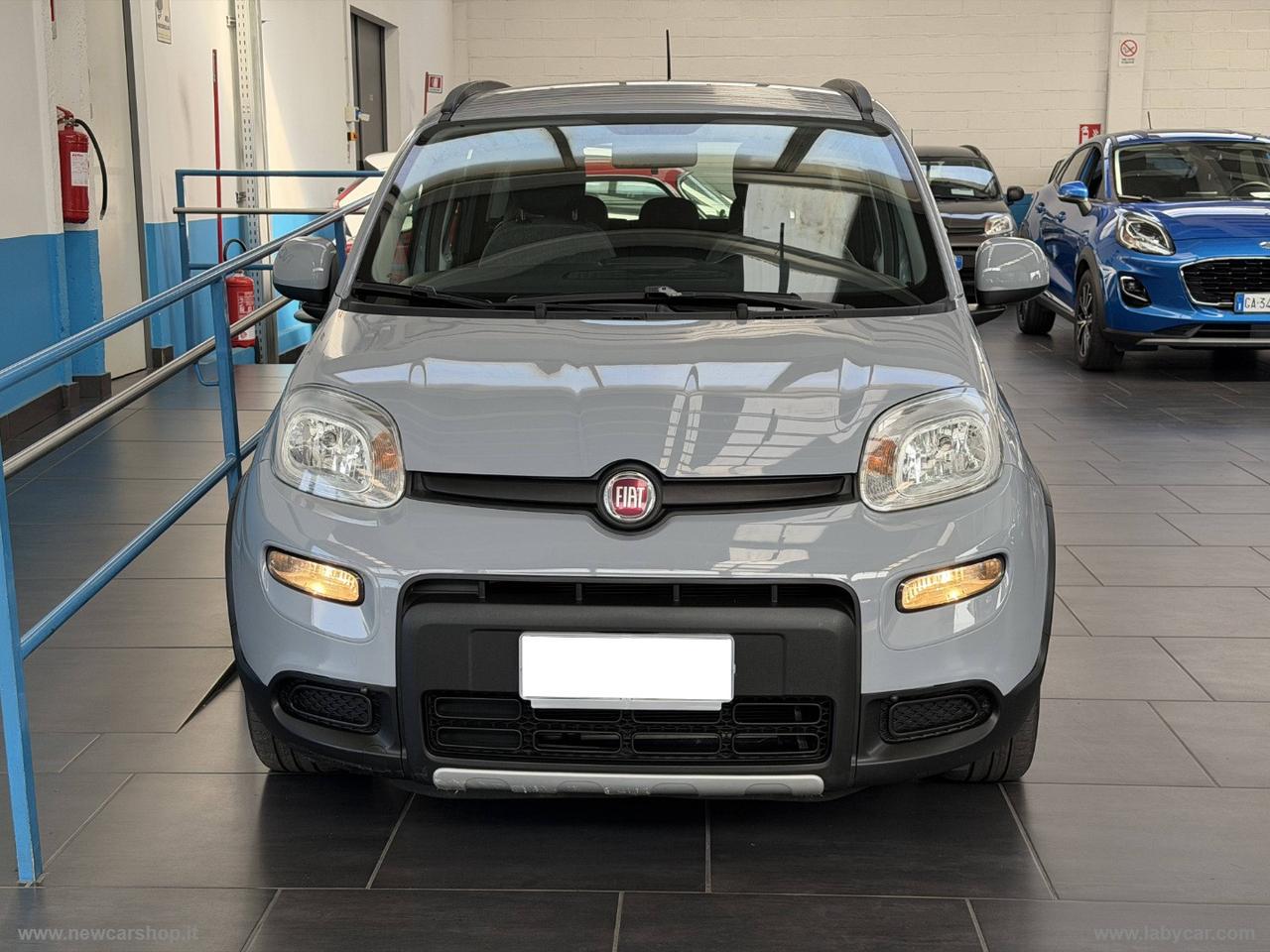 FIAT Panda 1.0 FireFly S&S Hybrid City Life NEOPATENTATI