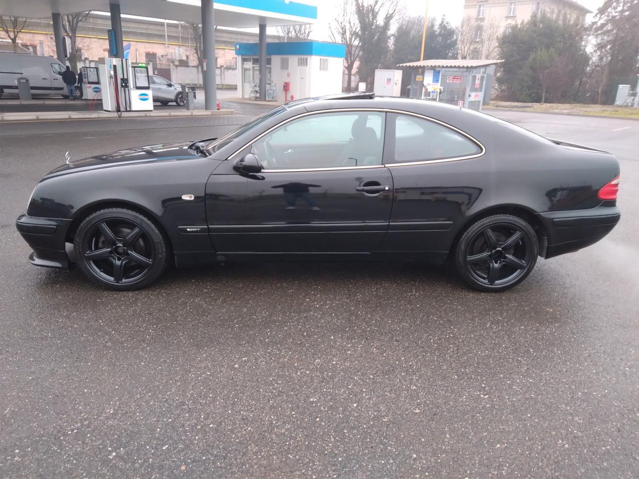 Mercedes-benz CLK 200 16v 136cv cat Sport