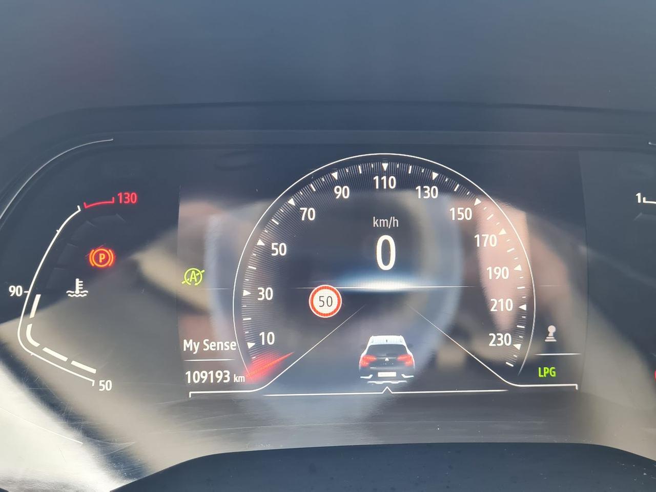 Renault Captur ECO-G 100 Intens #9311