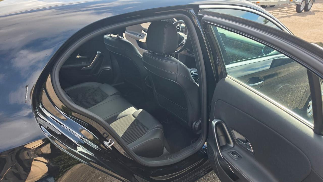 Mercedes-benz A 180 d Automatic Premium