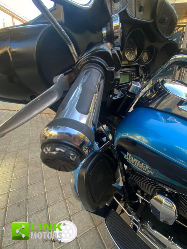 HARLEY-DAVIDSON FLHTC Electra Glide Classic Standard