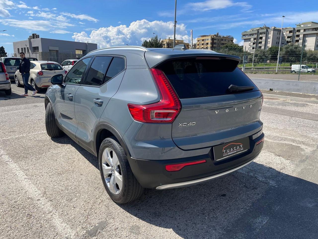Volvo XC40 T3 Momentum Pro #10192