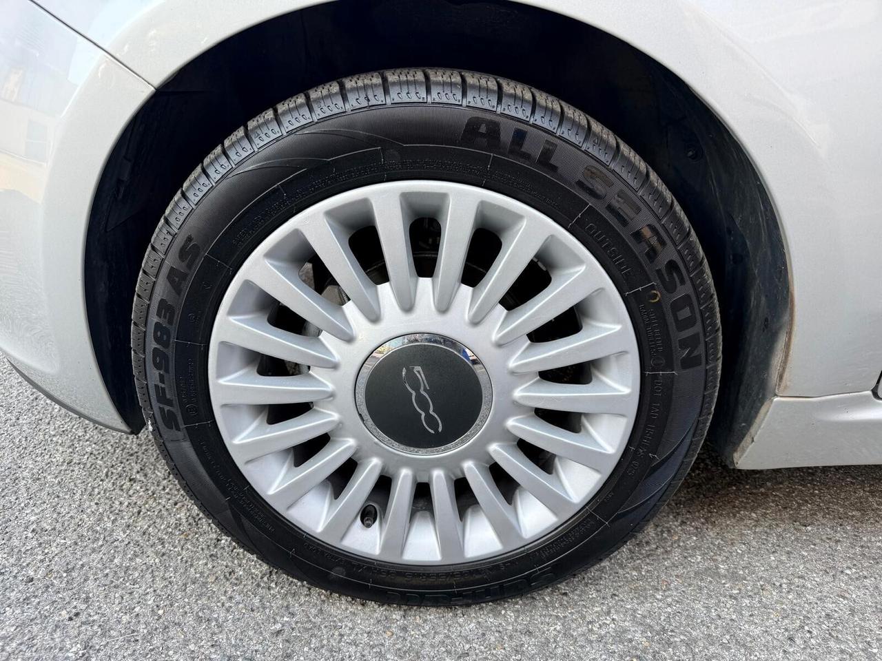 Fiat 500 1.2 Lounge 69CV *TETTO PANORAMICO*