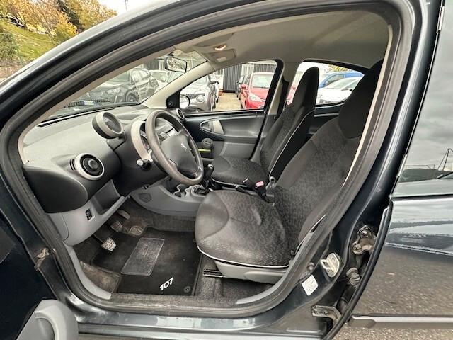 Peugeot 107 1.4 HDi 5p. Plaisir