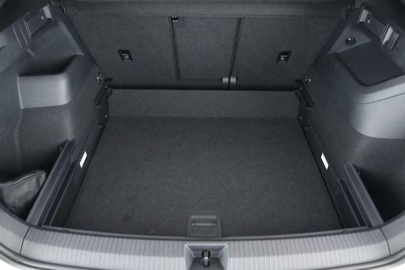 Volkswagen Tiguan 2.0 TDI 142KW SCR R-Line DSG 4MOTION MATRIX TETTO CAMERA KEYLESS