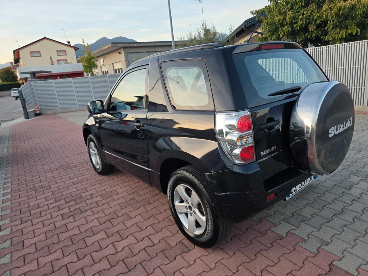 Suzuki Grand Vitara 1.6 16V 3 porte 4x4