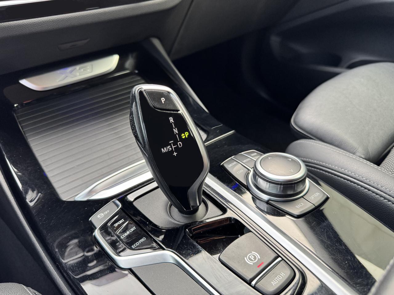 Bmw X3 sDrive18d xLine