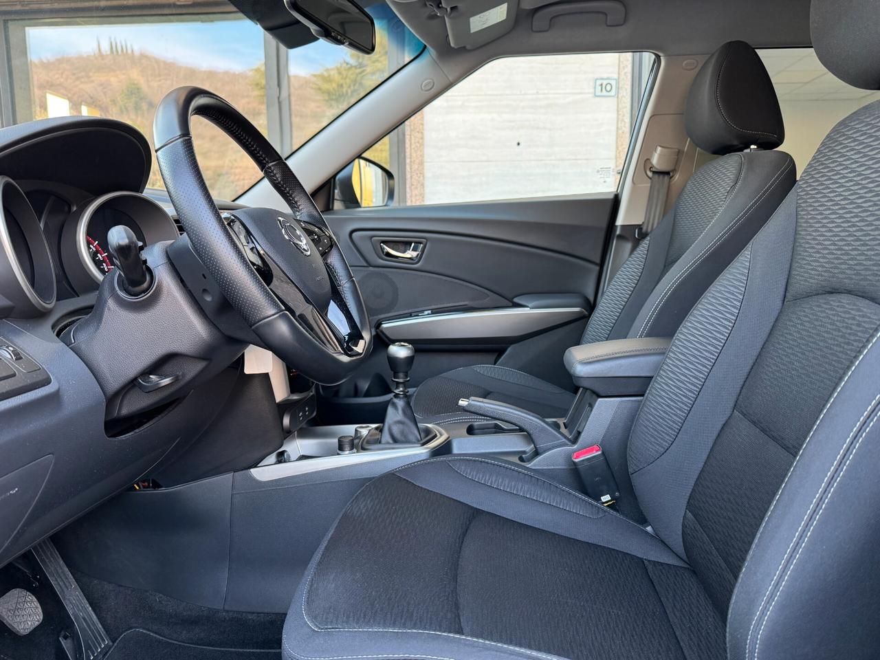 Ssangyong Tivoli 1.6d 2WD Icon