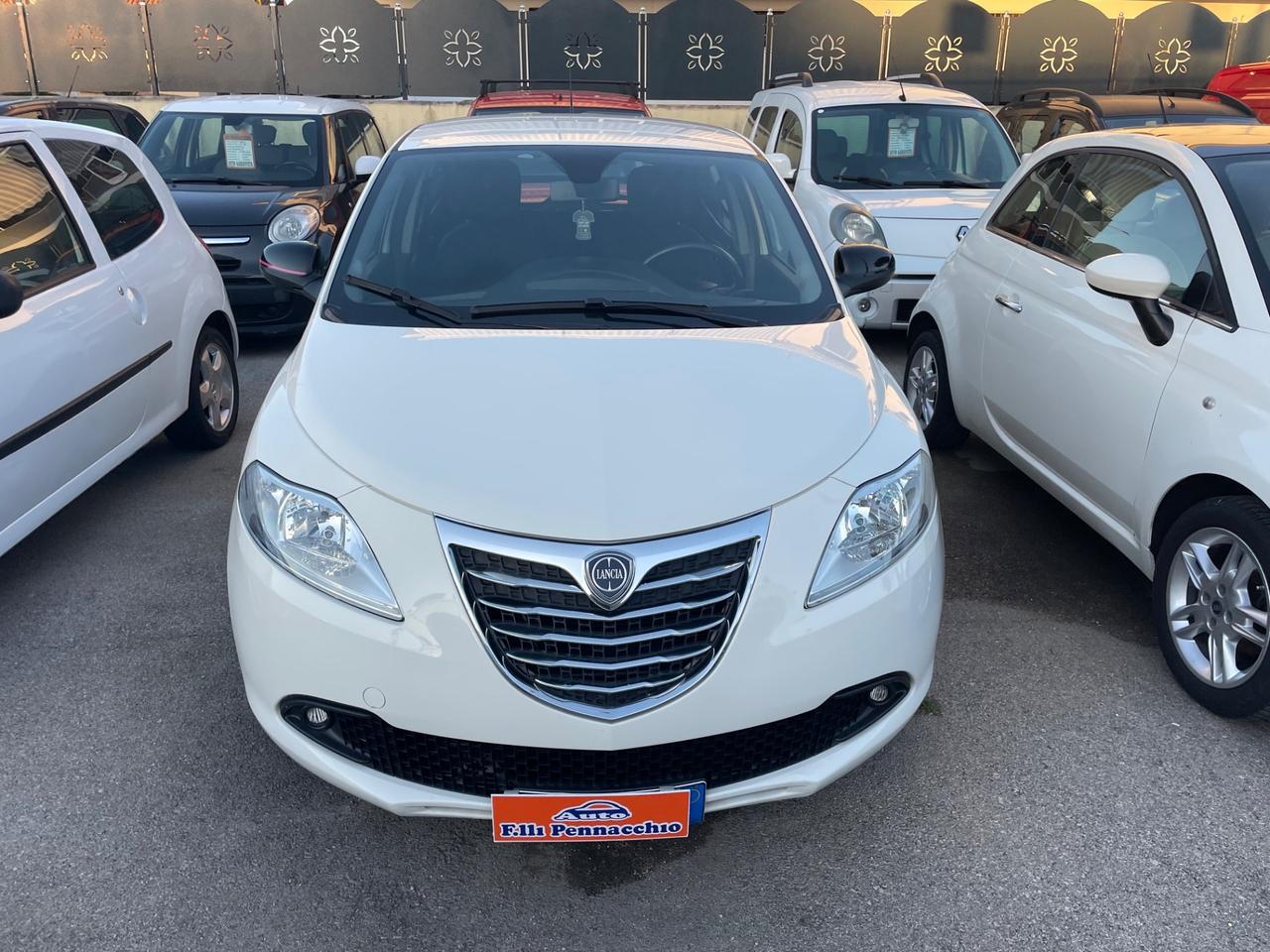 LANCIA YPSILON 1.3 DIESEL 95 (CV) 2013