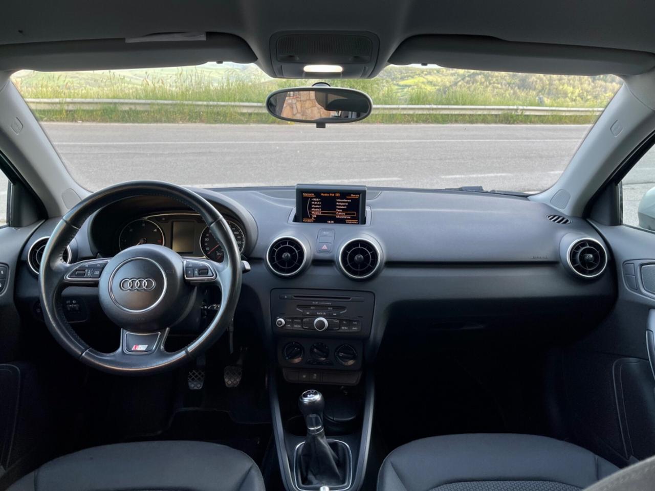 Audi A1 1.6 TDI 90cv S line edition NEOPATENTATI