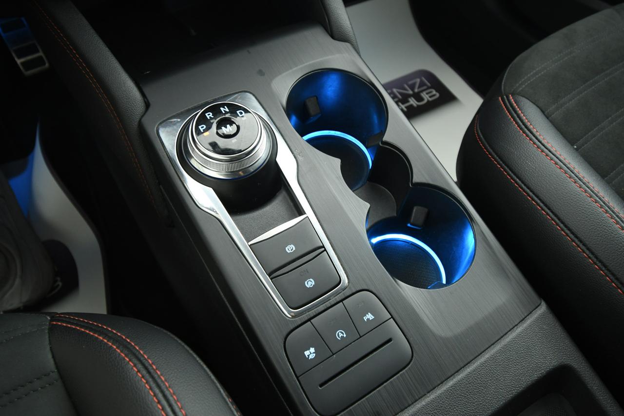 FORD Kuga 1.5 ecoblue ST-Line X 2wd 120cv auto NEOPATENTATI+CAMERA+PELLE