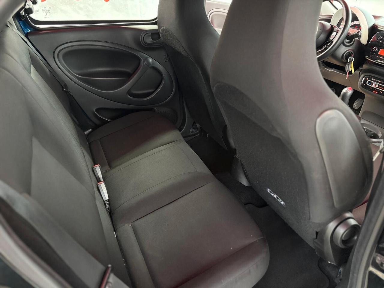 Smart ForFour 70 1.0 Passion *NEOPATENTATI*OTTIME CONDIZIONI