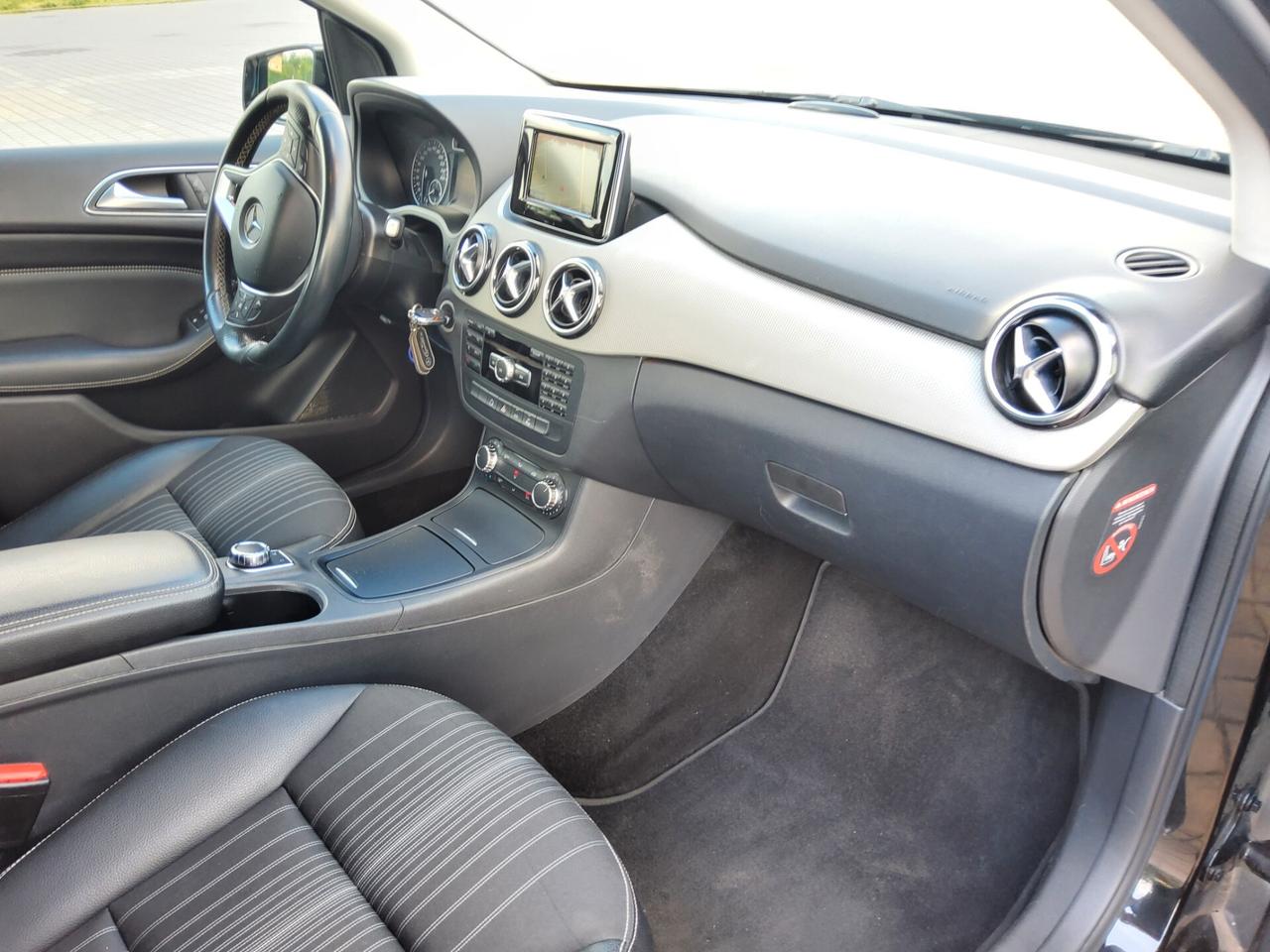 Mercedes-benz B 200 CDI Premium