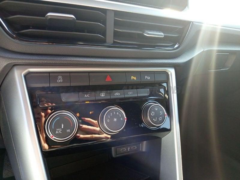 Volkswagen T-Roc 1.0 tsi Life 110cv