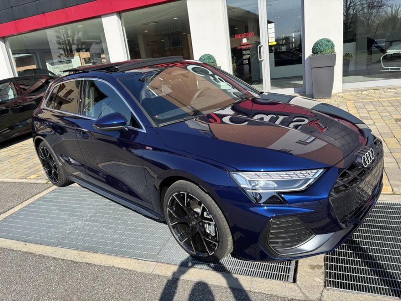 Audi A3 SPB TFSI 110 kW S tronic S line edition MATRIX