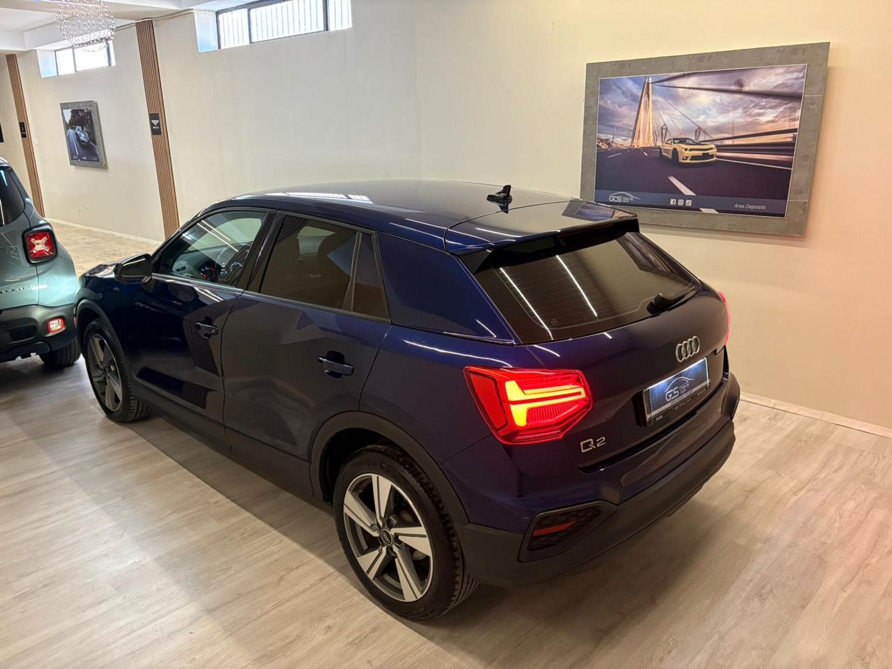 Audi Q2 30 TDI S tronic Identity Black