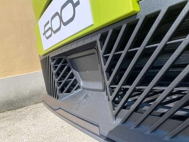 Abarth 600e Scorpionissima
