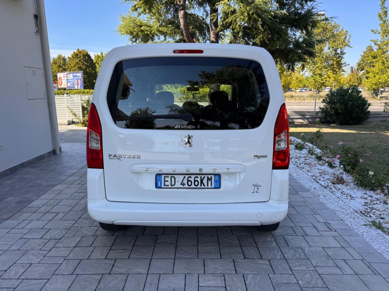 Peugeot Partner Tepee 1.6 HDi 110CV Premium N1 AUTOCARRO OK NEOPATENTATI