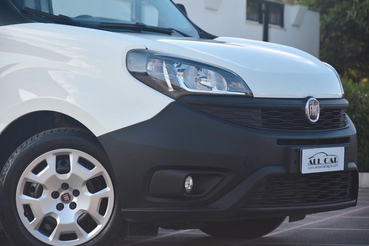 Fiat Doblo Maxi 1.6 mtj 105cv Lounge 3 posti