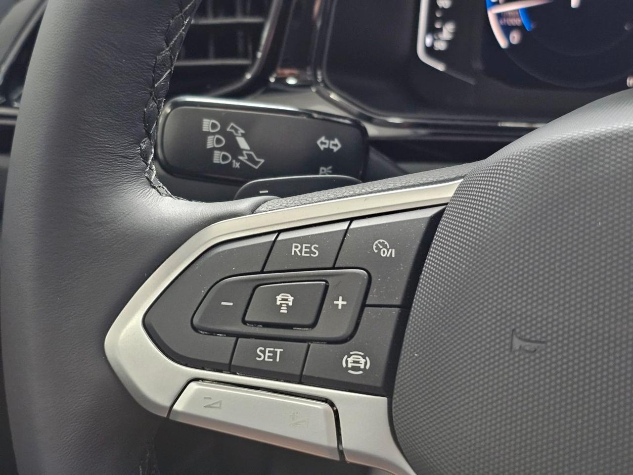 Volkswagen T-Roc Cabrio Style Camera C.18" Led PDC Navi Cruise