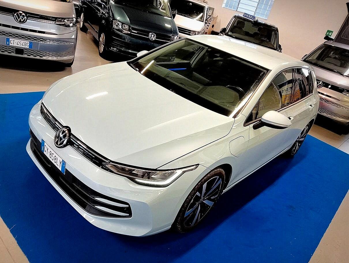 Volkswagen Golf 1.5 TSI eHybrid 204cv DSG 18" LED CAMERA ACC