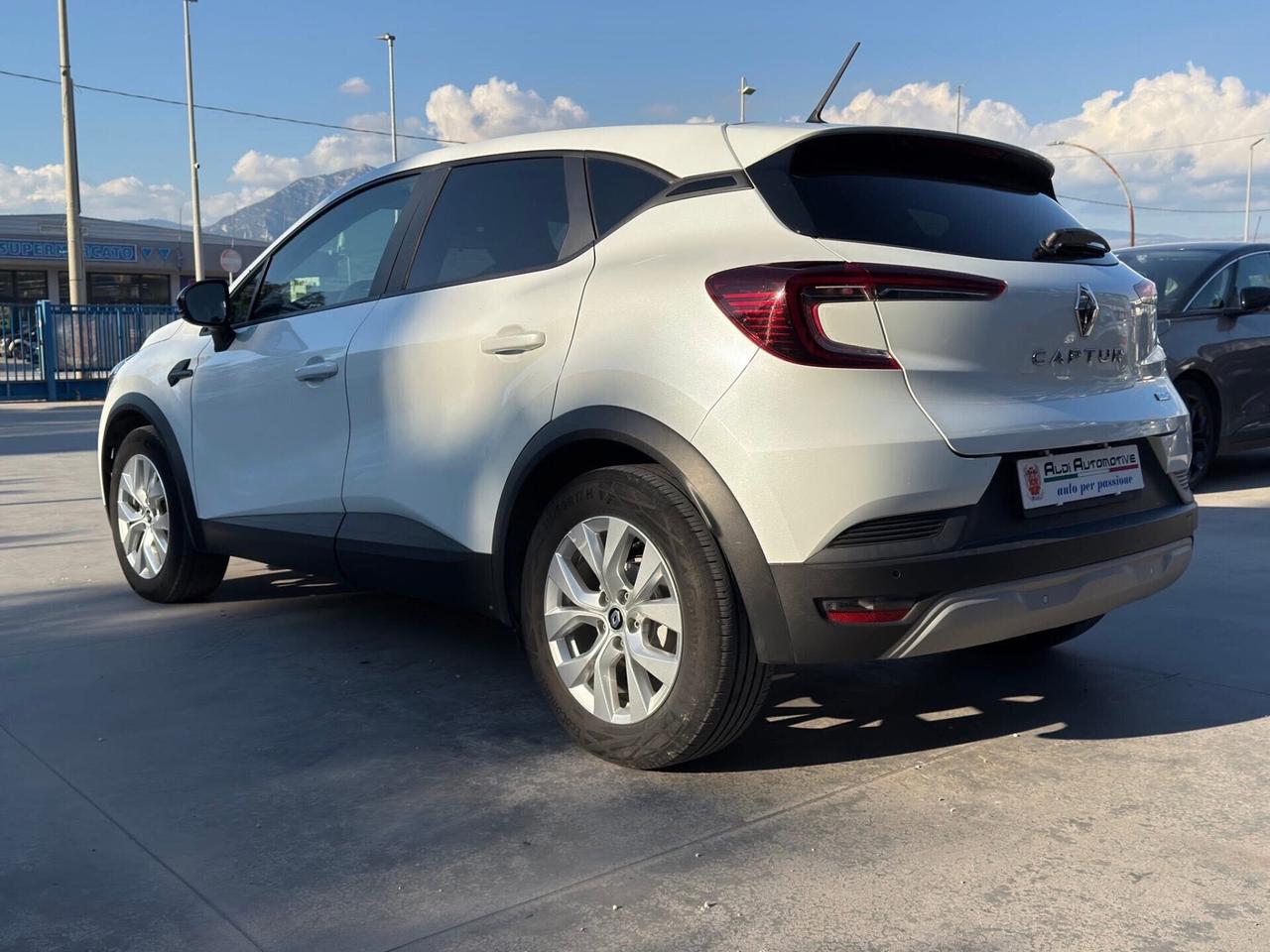 Renault Captur Full Hybrid E-Tech 145 CV Intens