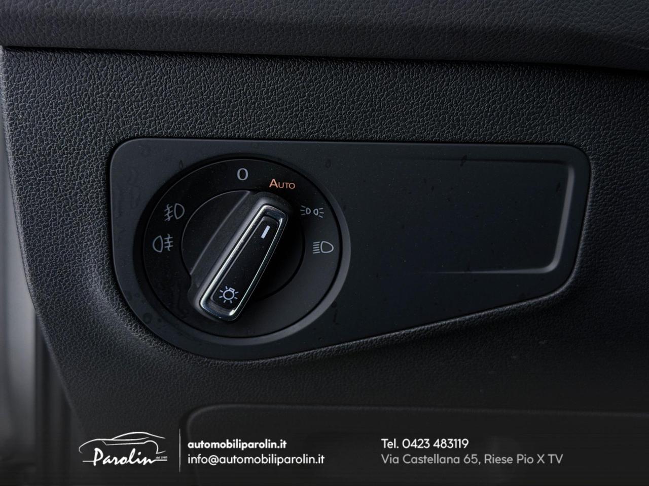 Volkswagen Tiguan 1.6 tdi Sport R-Line LED-CarPlay-19''