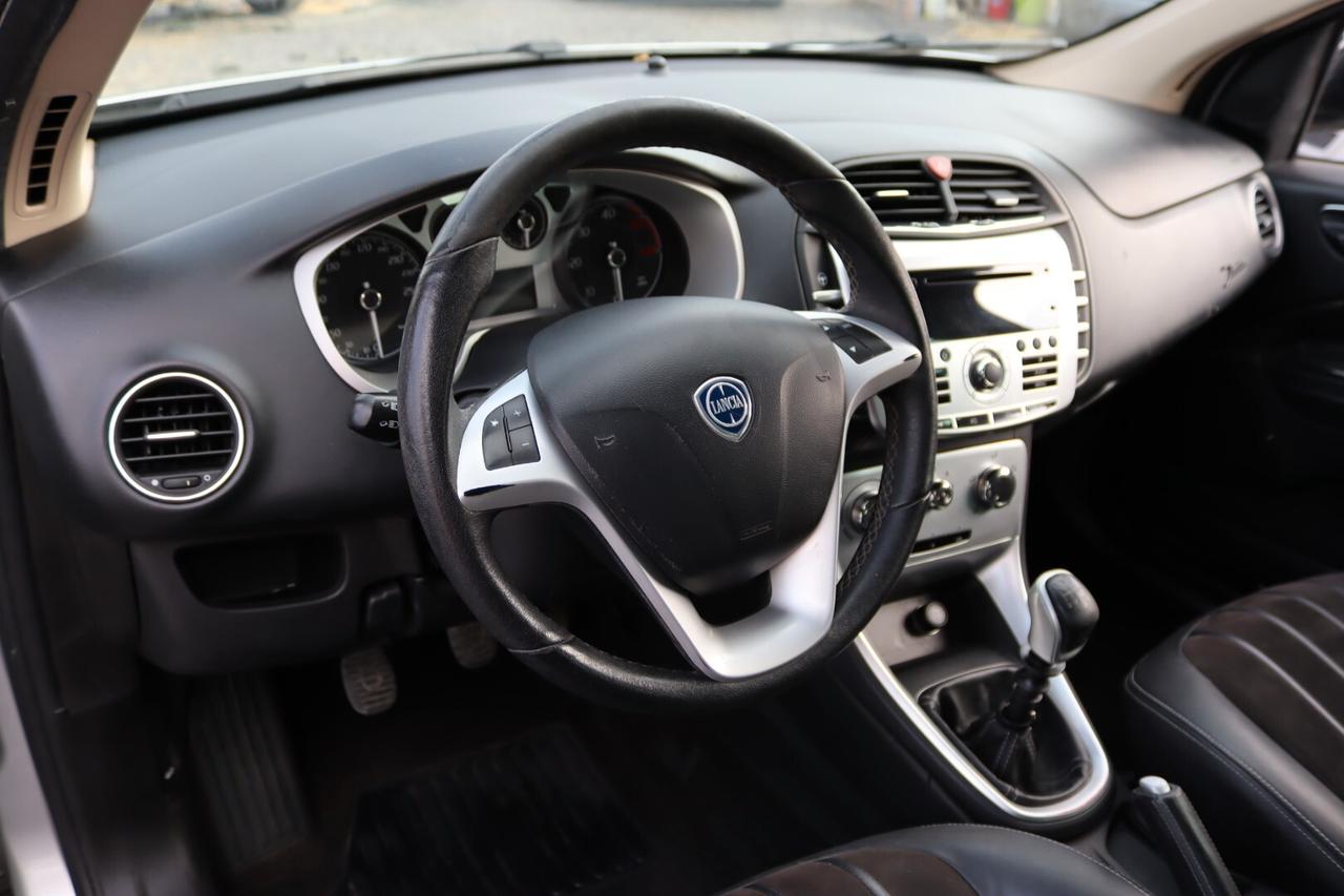 Lancia Delta 1.6 MJT DPF Platino