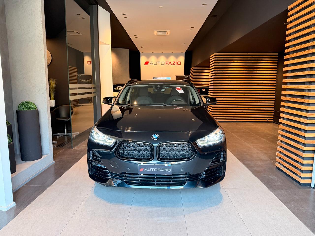Bmw X2 sDrive18d Business-X