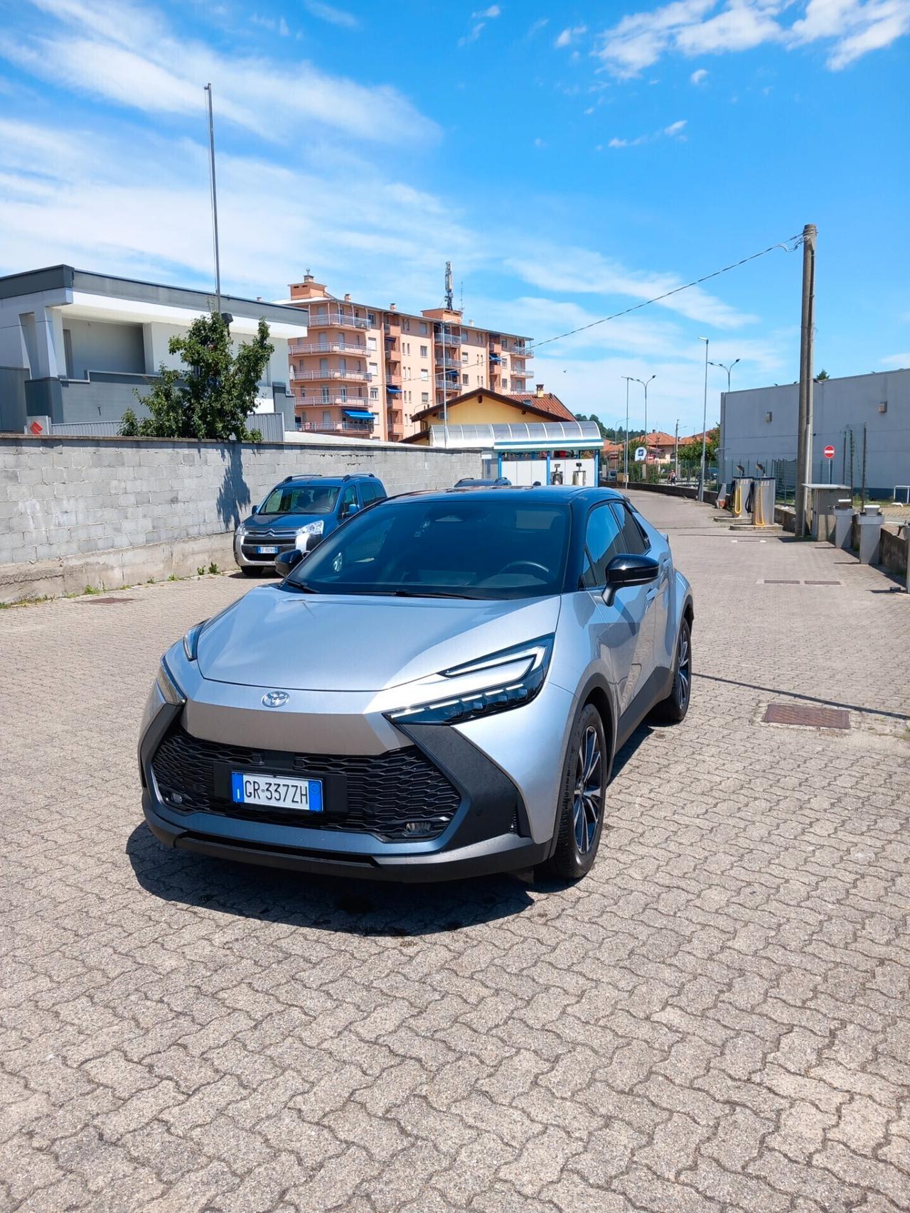 Toyota C-HR 2.0 Hybrid E-CVT Trend