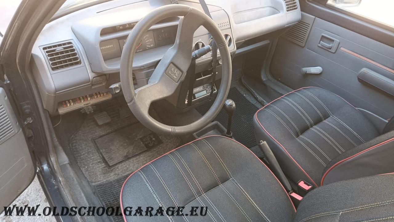 Peugeot 205 954 5 porte Look