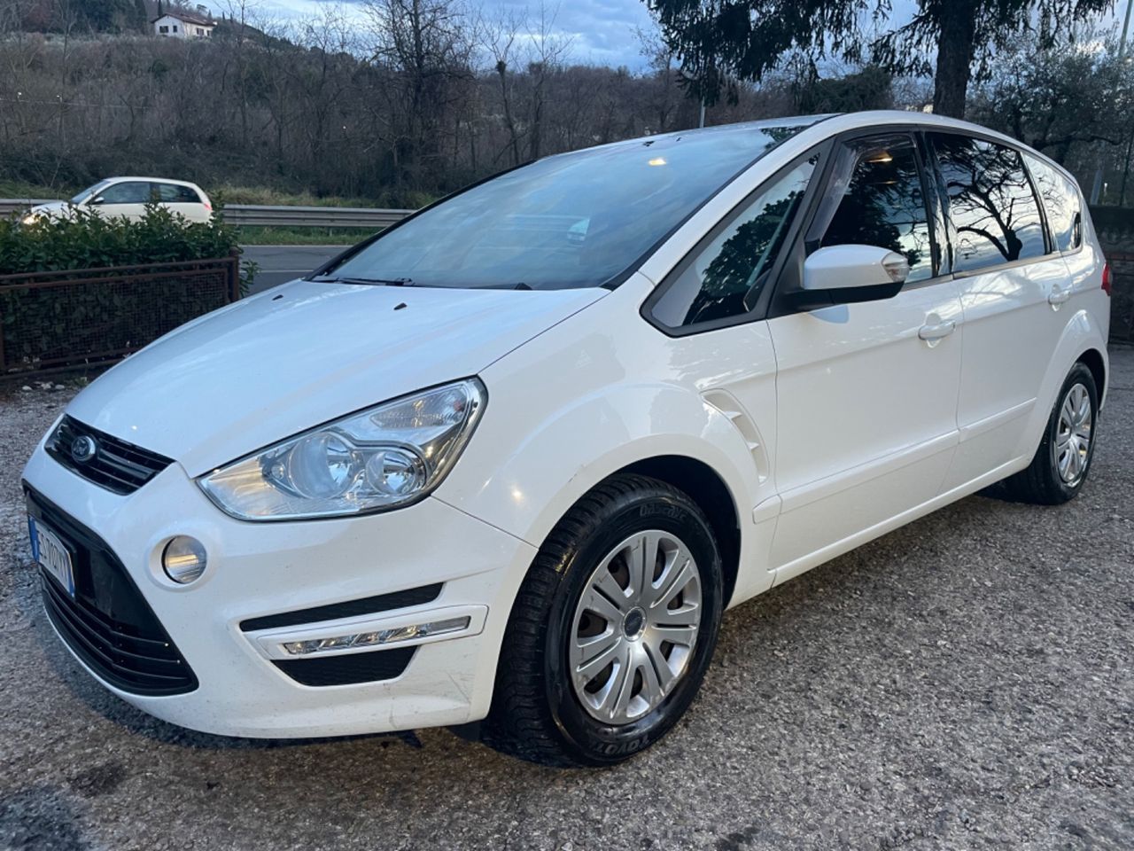 Ford S-Max 2.0 TDCi 163CV Powershift New Titanium