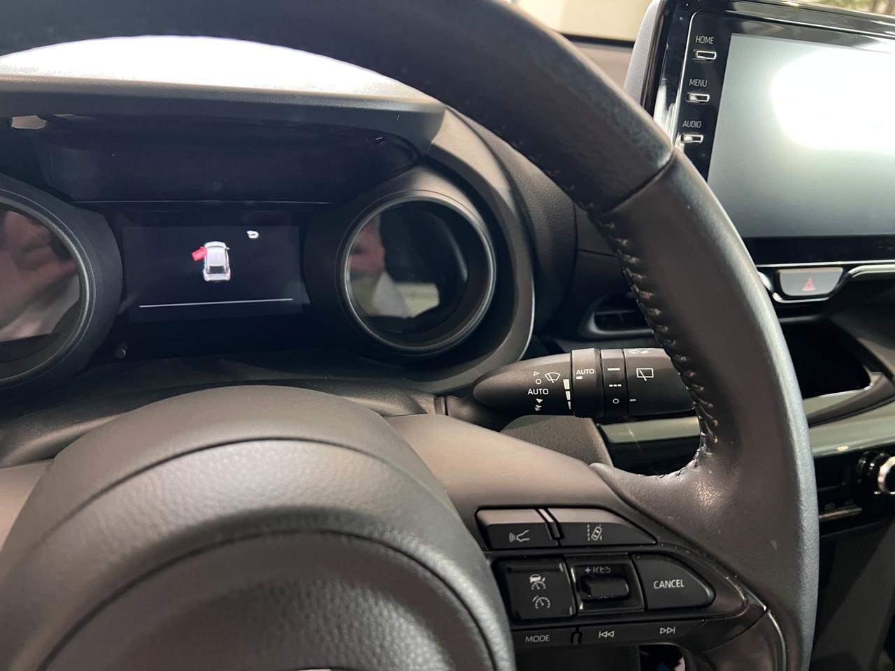 TOYOTA Yaris Cross 1.5 Hybrid 116 e-ctv CV Business