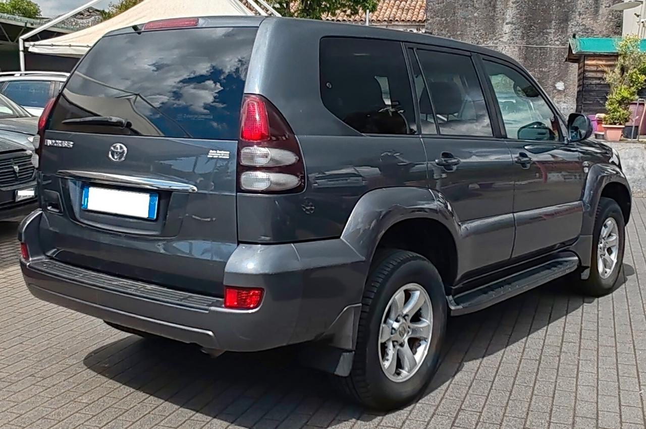 Toyota Land Cruiser 3.0 D-4D 16V cat 5 porte aut. Wagon